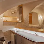 Center With Sauna - Free Parking Апартаменты
