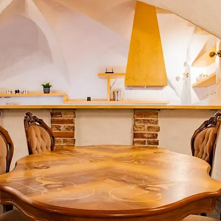 Appartamento Center With Sauna - Free Parking