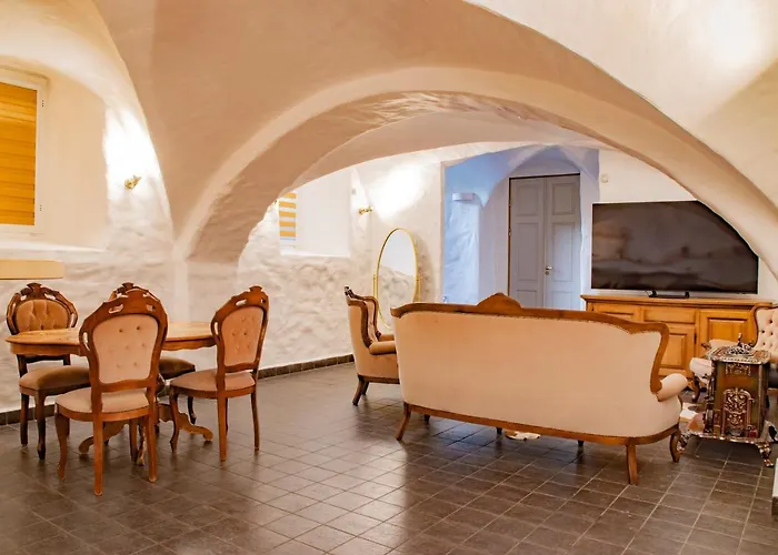 Center With Sauna - Free Parking